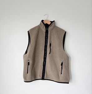 GAP Fleece Sherpa Oversized Vest